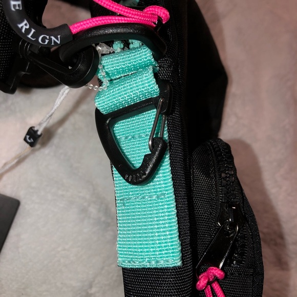 True Religion SITCA 90S Sling Bag - Picture 4 of 7